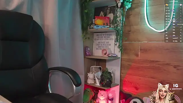 Miila snow online show from 02.28.26