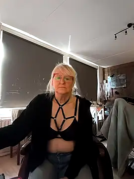 SexyKato001 online show from 11.06.25