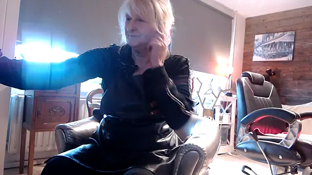 SexyKato001 online show from 01.10.26