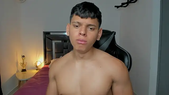 Snapshot of jett_carte chatting on 11.08.25 jett carte online show from 11.08.25