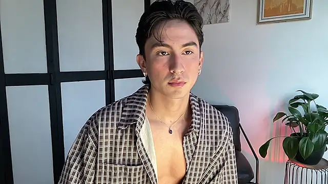 sweettaaron01 online show from 04.20.26