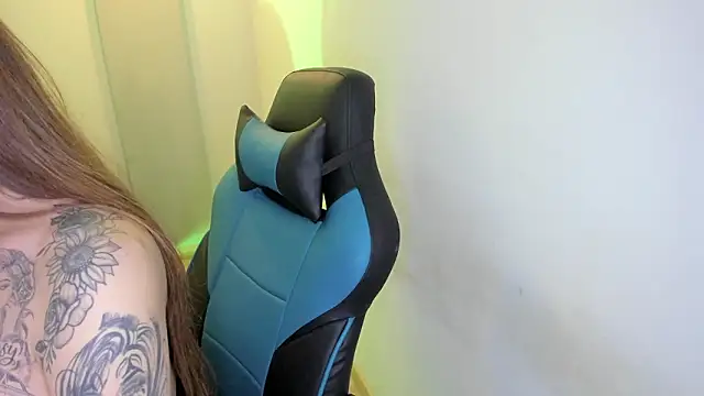 Snapshot of Scarbadgirl_ chatting on 03.13.26 Scarbadgirl online show from 03.13.26