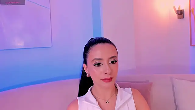 Snapshot of IsabellaMoreau chatting on 09.23.25 IsabellaMoreau online show from 09.23.25