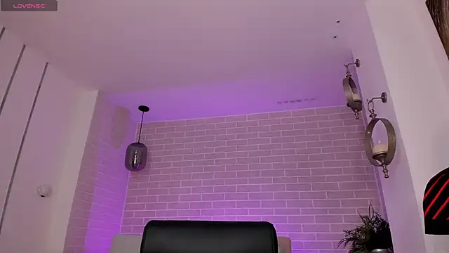 IsabellaMoreau online show from 05.02.26