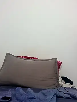 Snapshot of florecita_69 chatting on 02.14.26 florecita 69 online show from 02.14.26