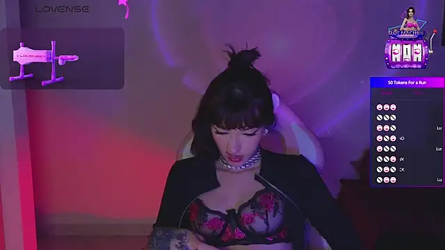 Moonlightt 21 online show from 04.25.26