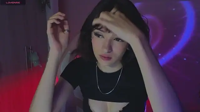 Moonlightt 21 online show from 04.26.26