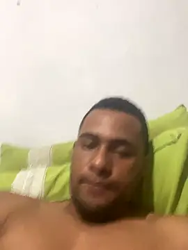 Snapshot of freedmar chatting on 11.24.25 freedmar online show from 11.24.25