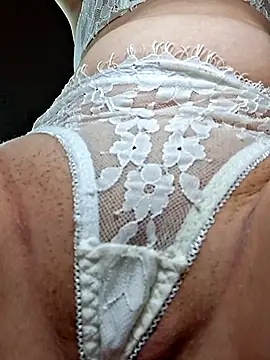 Olivia OliV online show from 10.10.25