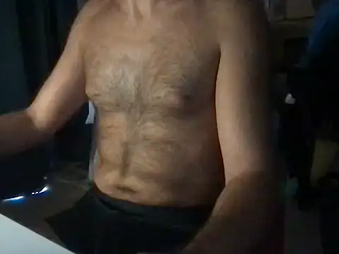 TomTop 11 online show from 10.15.25