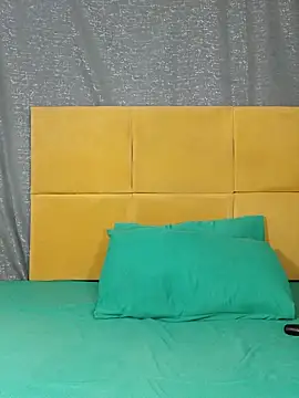 HugeTitisxx online show from 06.22.26