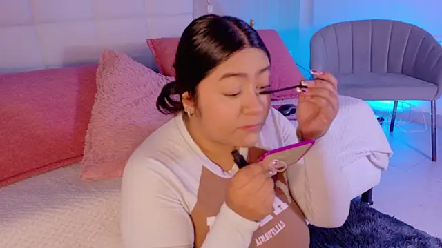 Snapshot of Leah_Bensson chatting on 09.16.25 Leah Bensson online show from 09.16.25