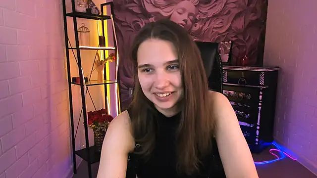 TessaMill online show from 10.02.25