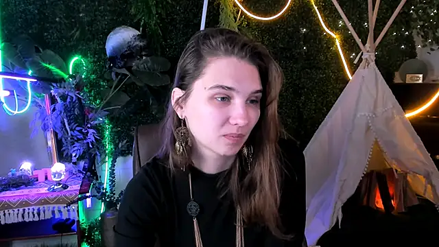 TessaMill online show from 10.03.25