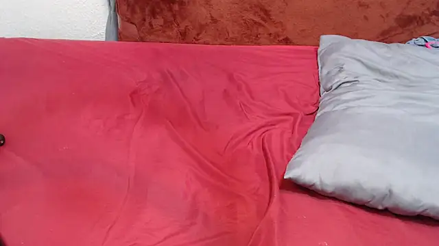 WEPUSSY23XX online show from 11.22.25