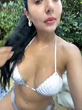 oh nina online show from 10.08.25