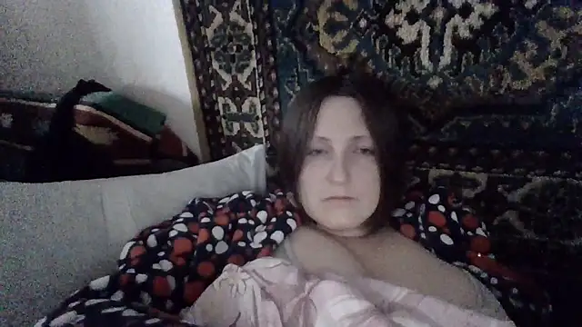 Snapshot of AllaSowinskaya chatting on 11.24.25 AllaSowinskaya online show from 11.24.25