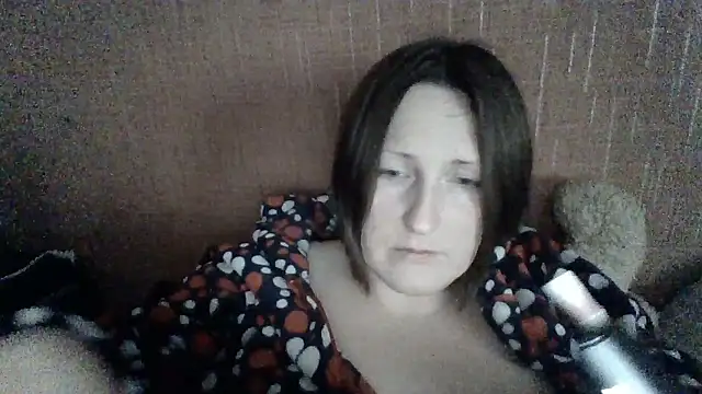 Snapshot of AllaSowinskaya chatting on 01.15.26 AllaSowinskaya online show from 01.15.26