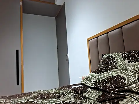 Vince-18 online show from 10.23.25