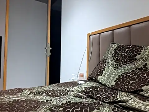 Vince-18 online show from 10.31.25