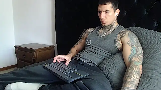 Shane Clay online show from 01.12.26