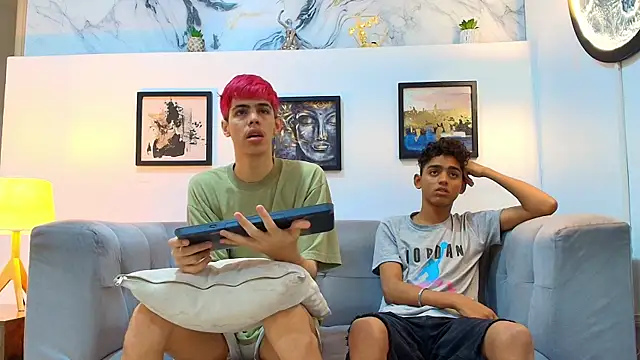 TWINKS FRIENDS online show from 05.19.26