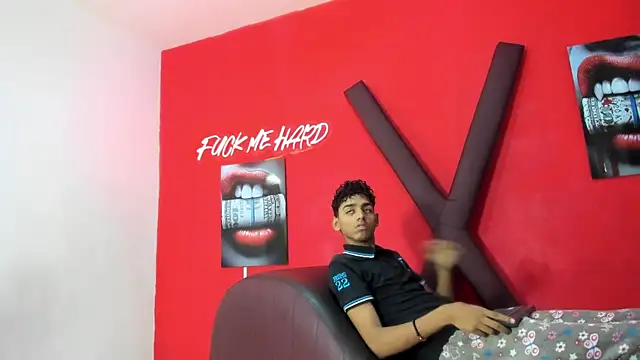 TWINKS FRIENDS online show from 06.13.26
