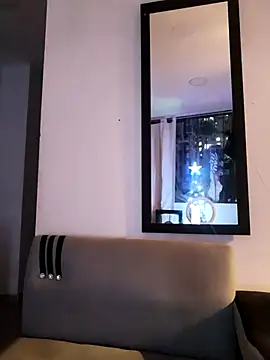 Hiroshi Shen online show from 12.17.25