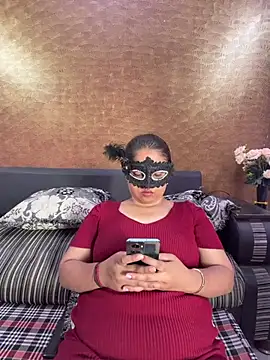 Snapshot of Iampriyaaa15 chatting on 07.13.26 Iampriyaaa15 online show from 07.13.26