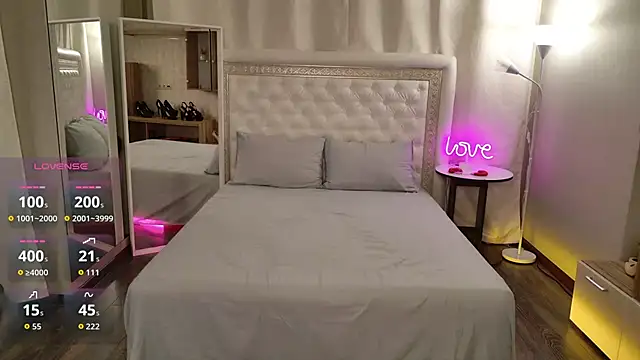 Alice on fire online show from 10.25.25