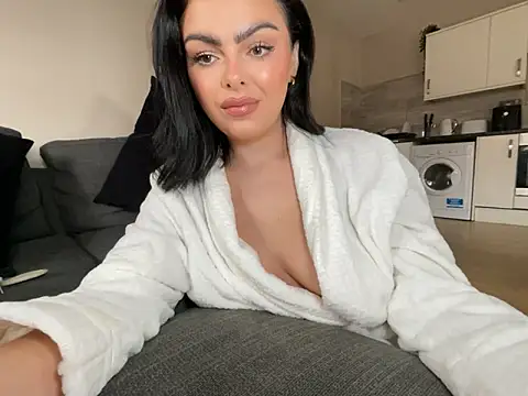 FrancescaXO online show from 02.23.26