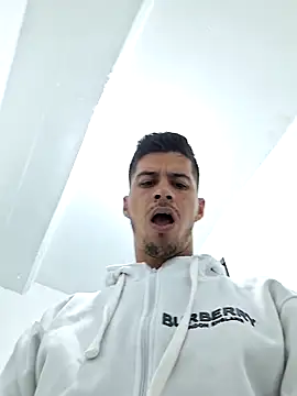 Snapshot of piterrr_hot chatting on 11.27.25 piterrr hot online show from 11.27.25