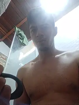 Snapshot of piterrr_hot chatting on 01.15.26 piterrr hot online show from 01.15.26