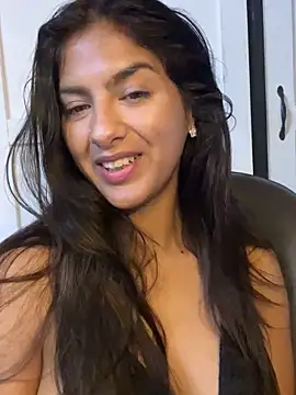 chicachocolate01 online show from 10.24.25