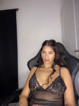 chicachocolate01 online show from 06.02.26