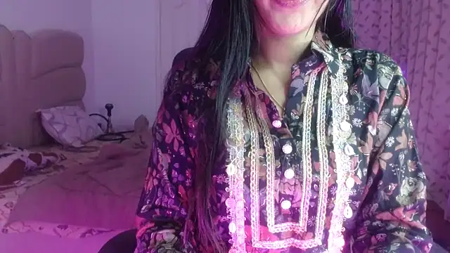 Snapshot of Mini_Meera chatting on 10.08.25 Mini Meera online show from 10.08.25