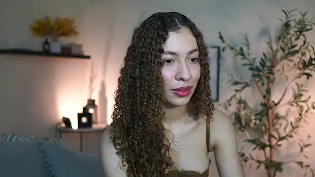 Snapshot of isabella-garcia- chatting on 07.02.26 isabella-garcia- online show from 07.02.26
