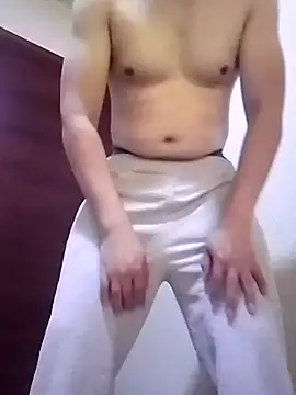 hotmanxxx84 online show from 10.10.25