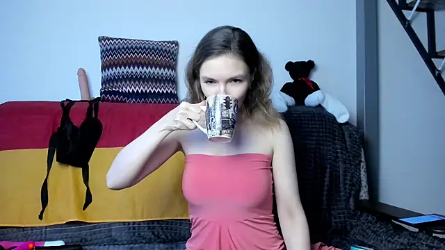 Katherine Twilight online show from 12.14.24