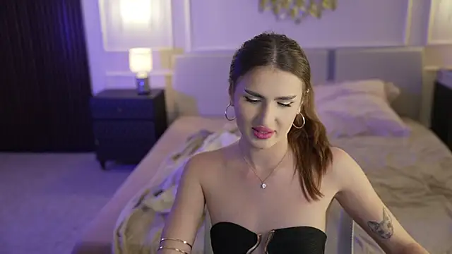 Goldie Flame online show from 09.16.25