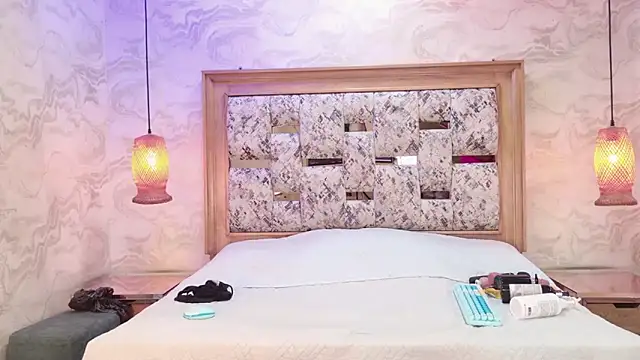 ZOLEY WATSON online show from 01.17.26