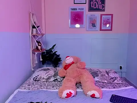 Camila Rivers online show from 11.05.25