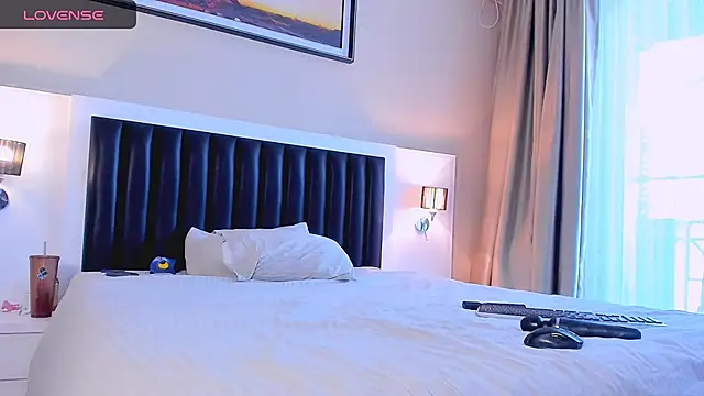 marrenaa online show from 11.18.25