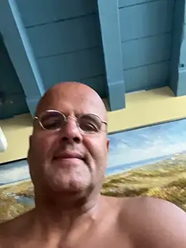 Snapshot of Renebisex chatting on 09.12.25 Renebisex online show from 09.12.25