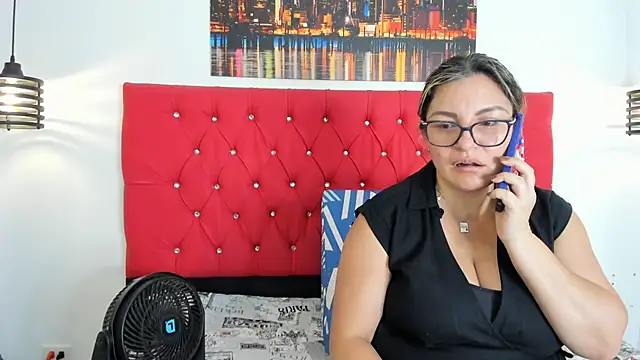 Snapshot of carolinacrus01 chatting on 09.14.25 carolinacrus01 online show from 09.14.25