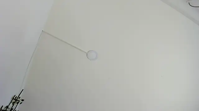 Snapshot of carolinacrus01 chatting on 10.28.25 carolinacrus01 online show from 10.28.25