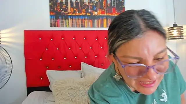 carolinacrus01 online show from 03.11.26