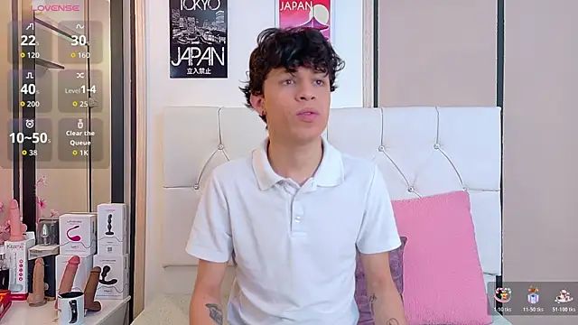 Axel  Evans online show from 11.18.25