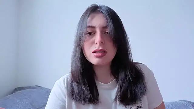 MiaKimky online show from 10.22.25