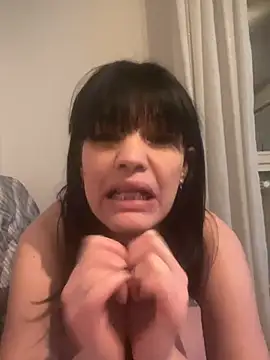 SarettaB90 online show from 03.19.26